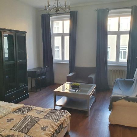 Spacious Apartment Near The Center 维也纳 外观 照片